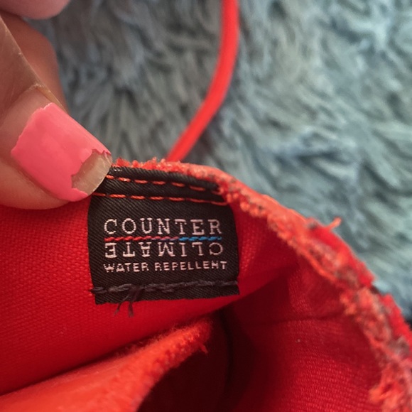 Converse - Picture 6 of 9